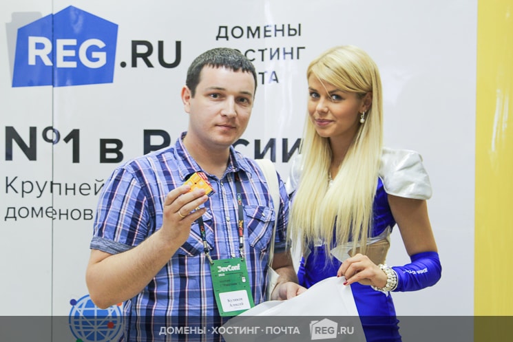 Минута и тридцать секунд — результат Алексея Куликова, победителя конкурса на скоростное собирание кубика REG.RUбика